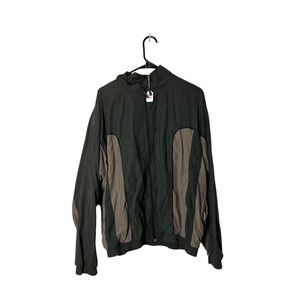 Size Large online lightweight bomber style zip up